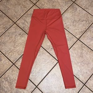 pink lululemon aligned leggins
